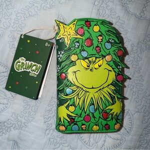 Loungefly x The Grinch wallet